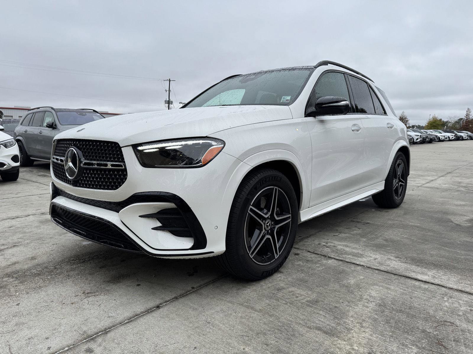 Certified 2025 Mercedes-Benz GLE 350 4MATIC image 3