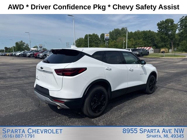 Used 2023 Chevrolet Blazer LT w/ Driver Confidence Package AWD/4WD image 3