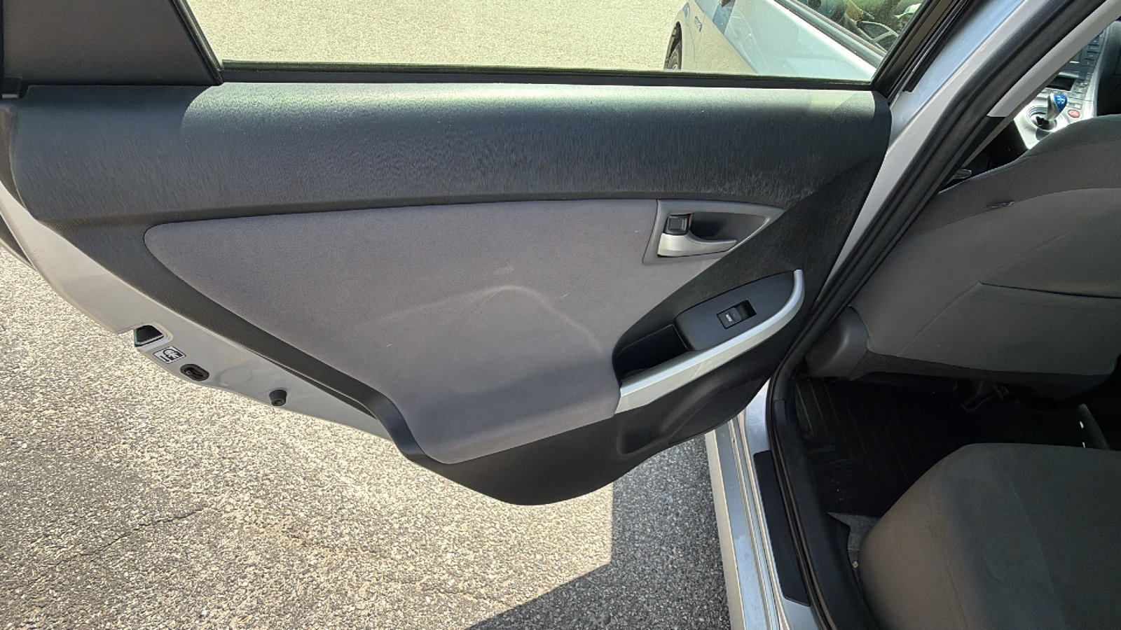 Used 2014 Toyota Prius Two FWD image 22