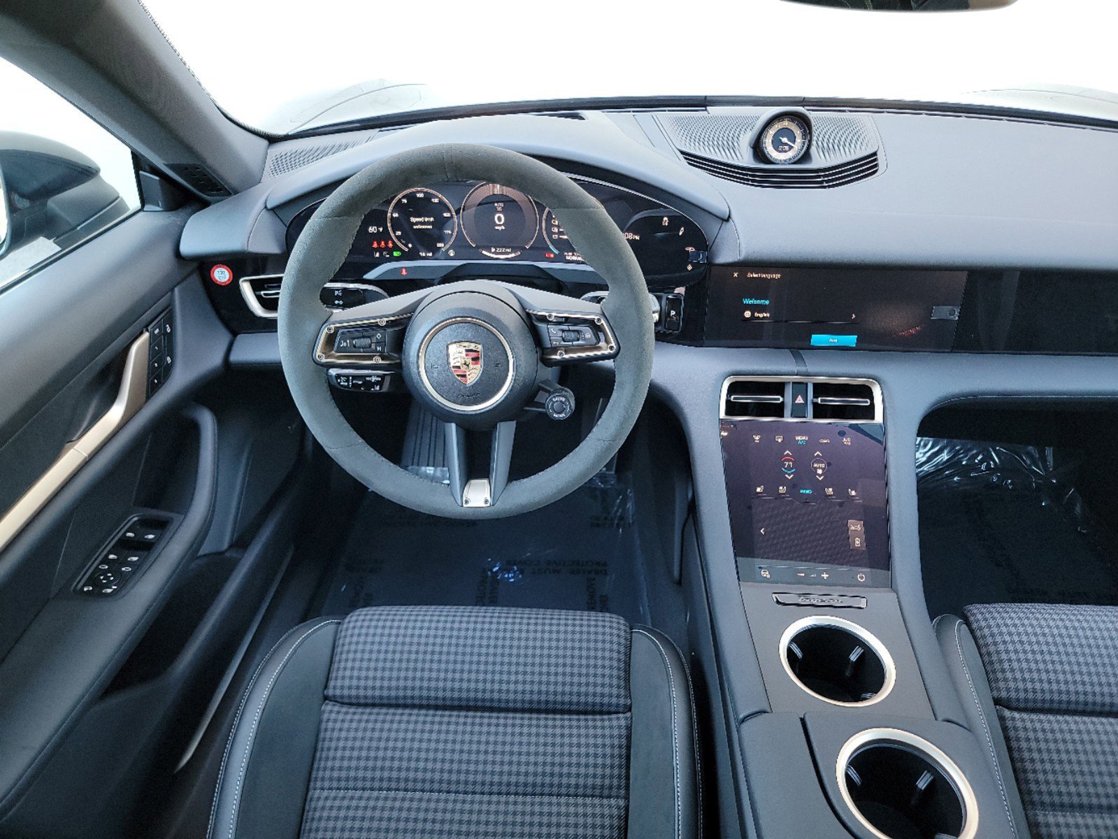 New 2025 Porsche Taycan 4S image 20