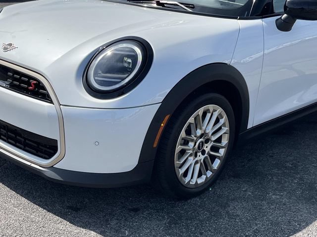 Used 2025 MINI Cooper S FWD image 11