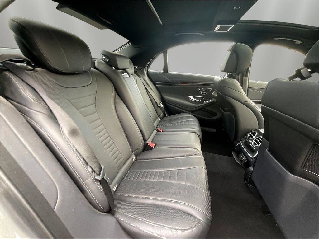 Used 2017 Mercedes-Benz S 550 4MATIC Sedan image 24