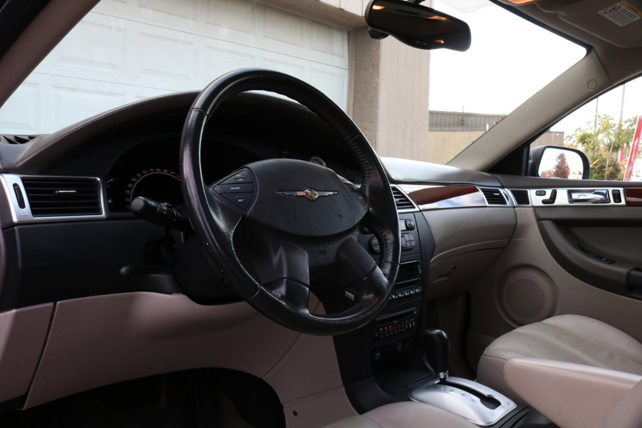 Used 2004 Chrysler Pacifica AWD image 23