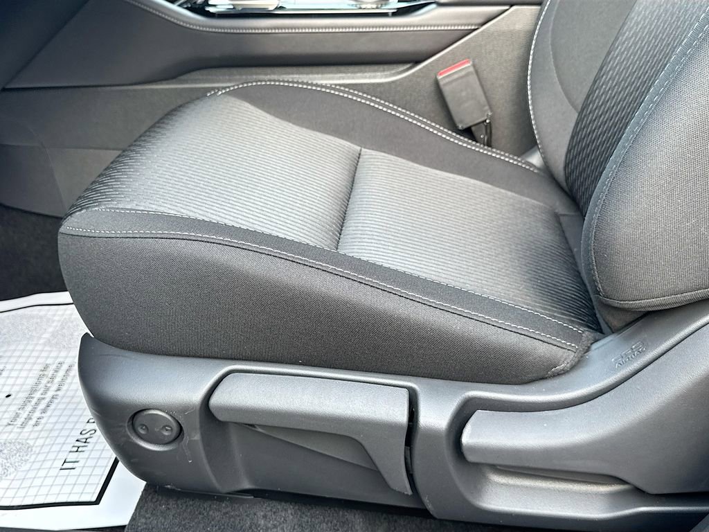 Used 2025 Mitsubishi Outlander ES image 21