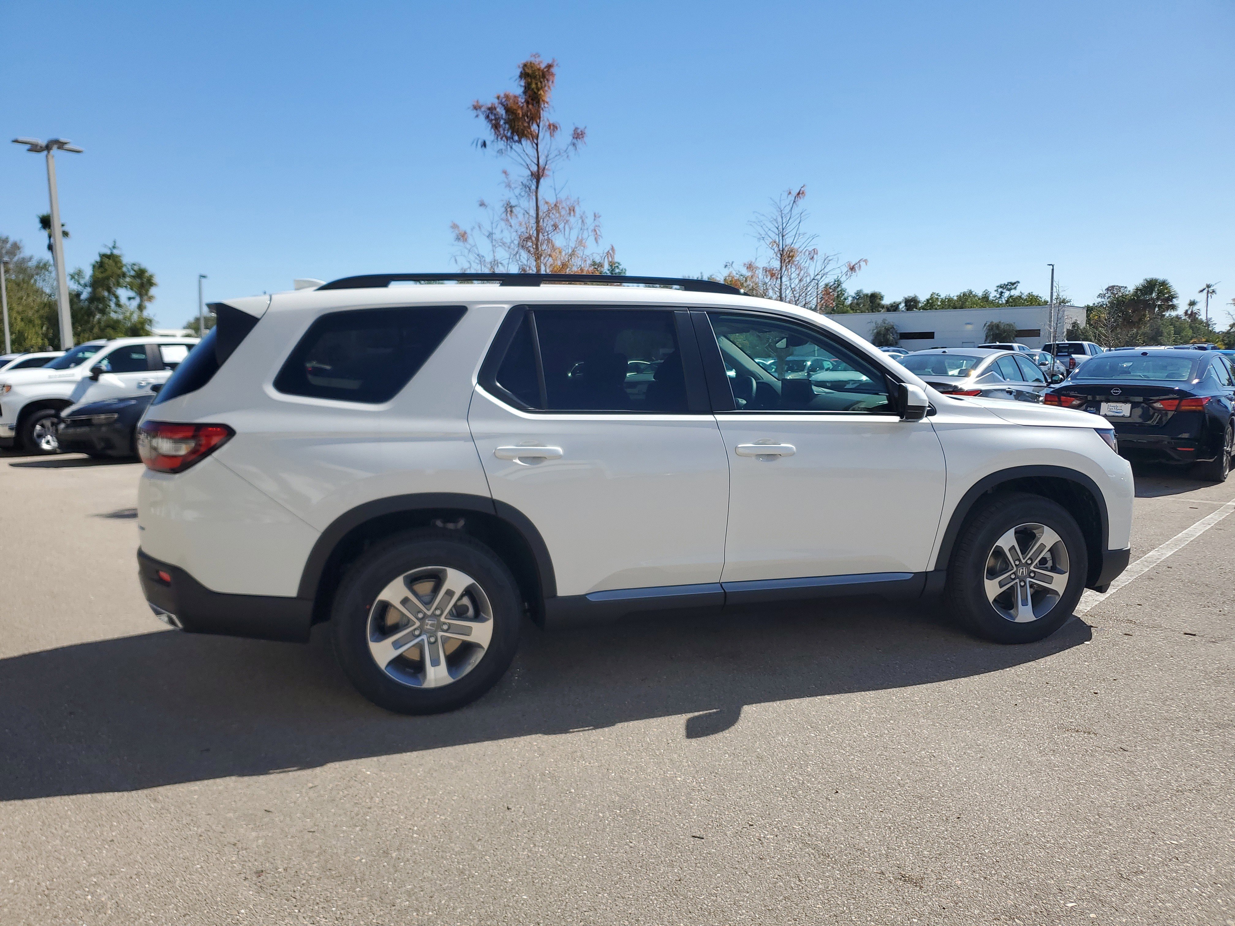 New 2026 Honda Pilot EX-L image 7