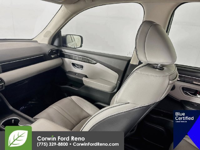 Used 2023 Honda Pilot Elite image 27