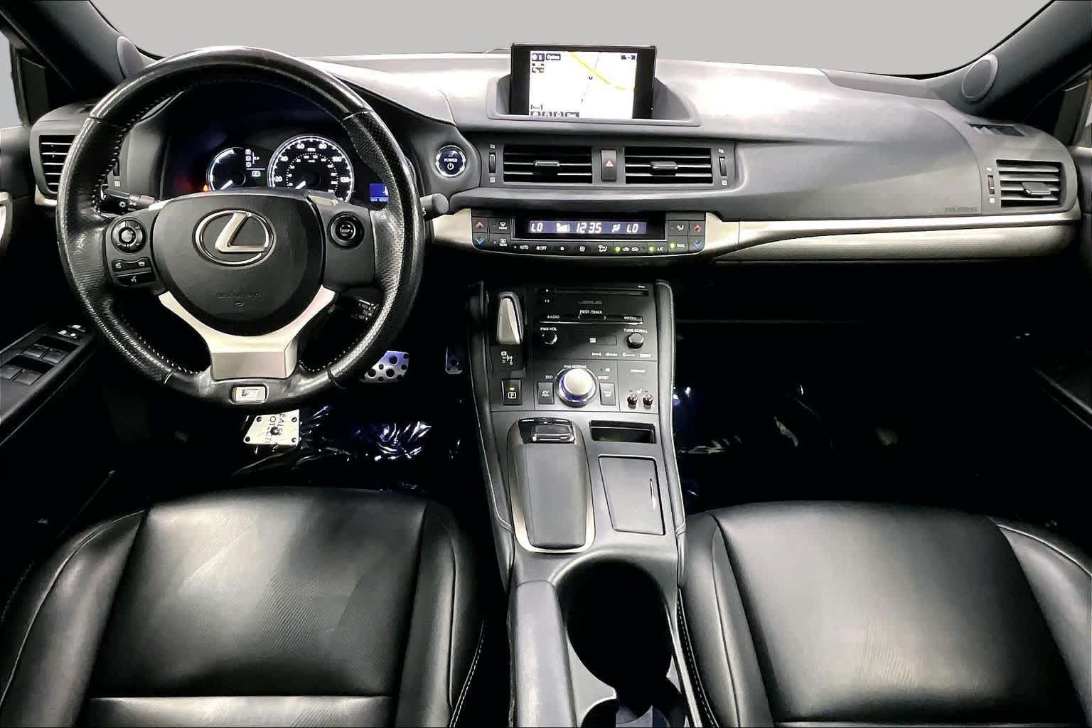 Used 2017 Lexus CT 200h w/ Navigation System Package FWD image 15