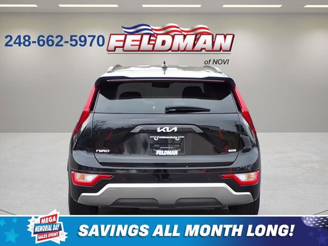 Used 2024 Kia Niro EX Touring FWD image 4