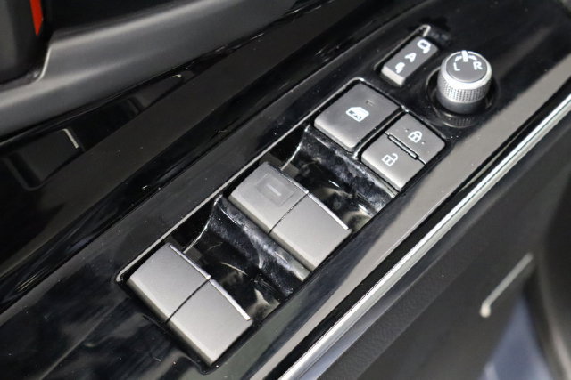 Used 2023 Subaru Solterra AWD image 24