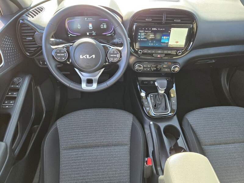 Certified 2025 Kia Soul EX FWD image 13