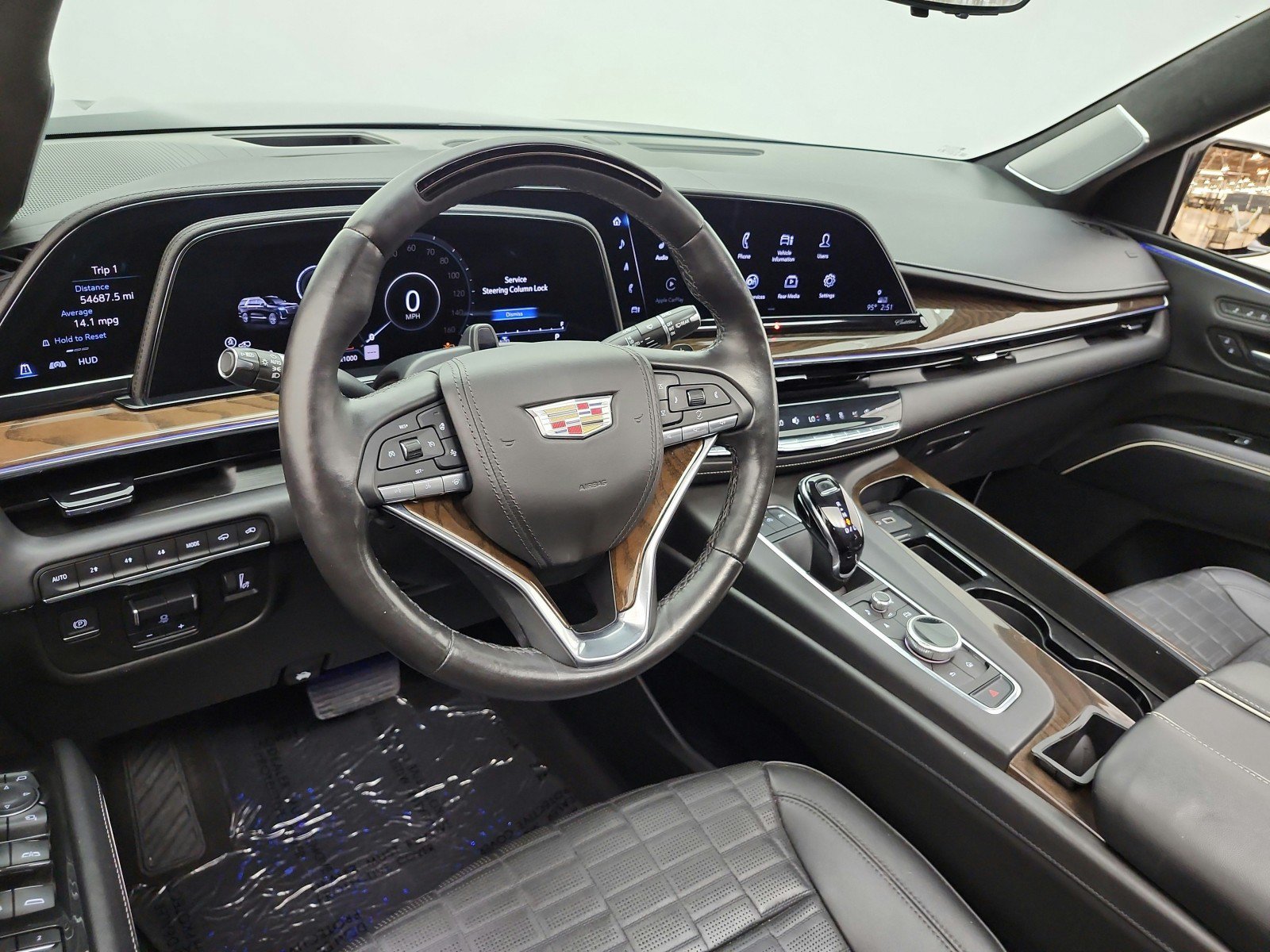 Used 2023 Cadillac Escalade Sport Platinum w/ LPO, ONYX Package AWD/4WD image 14