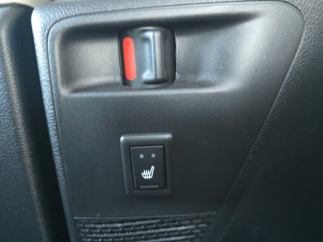 Used 2020 Chrysler Pacifica Limited image 37