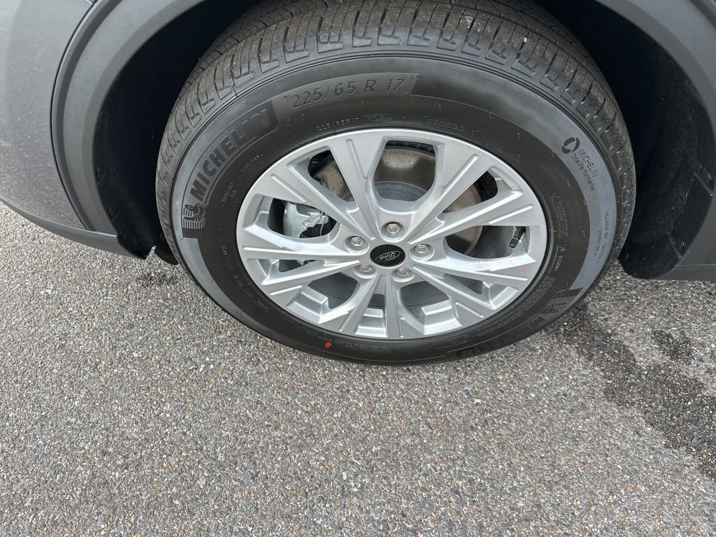 New 2026 Ford Escape Active image 9