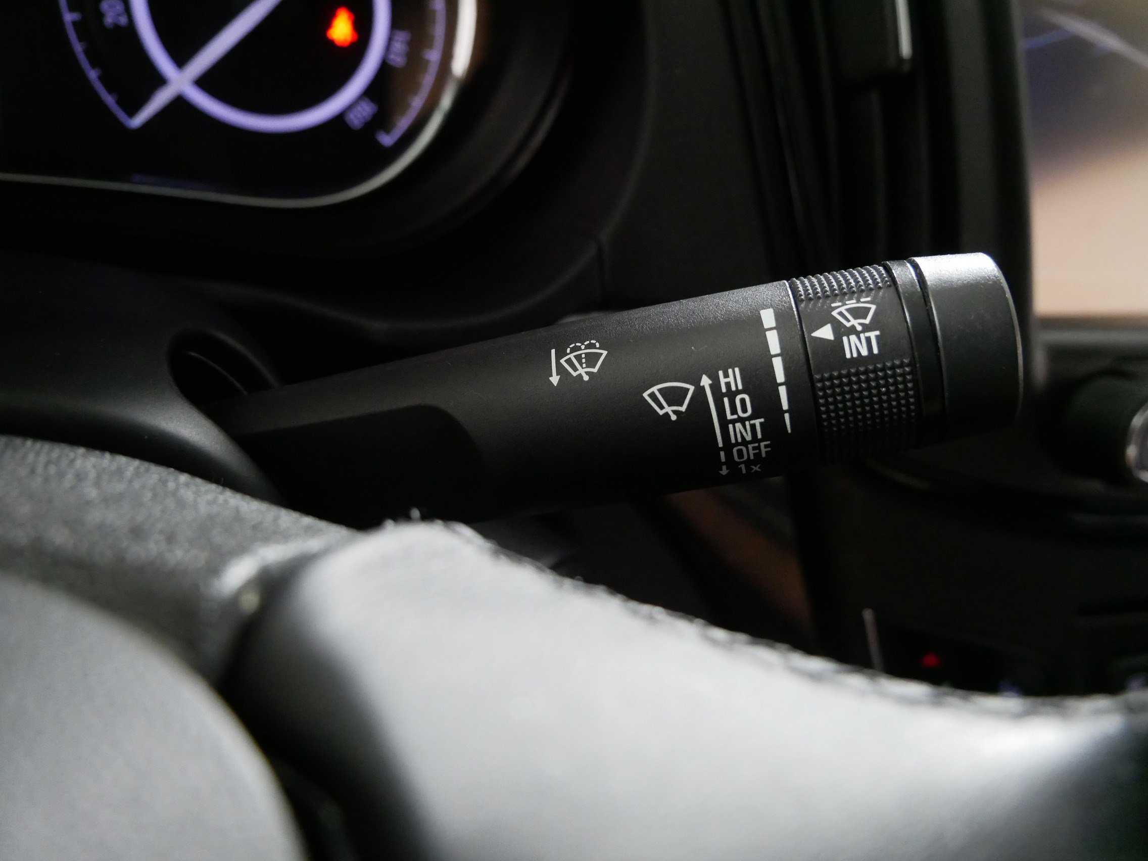 Used 2016 Buick Regal Sport Touring image 31