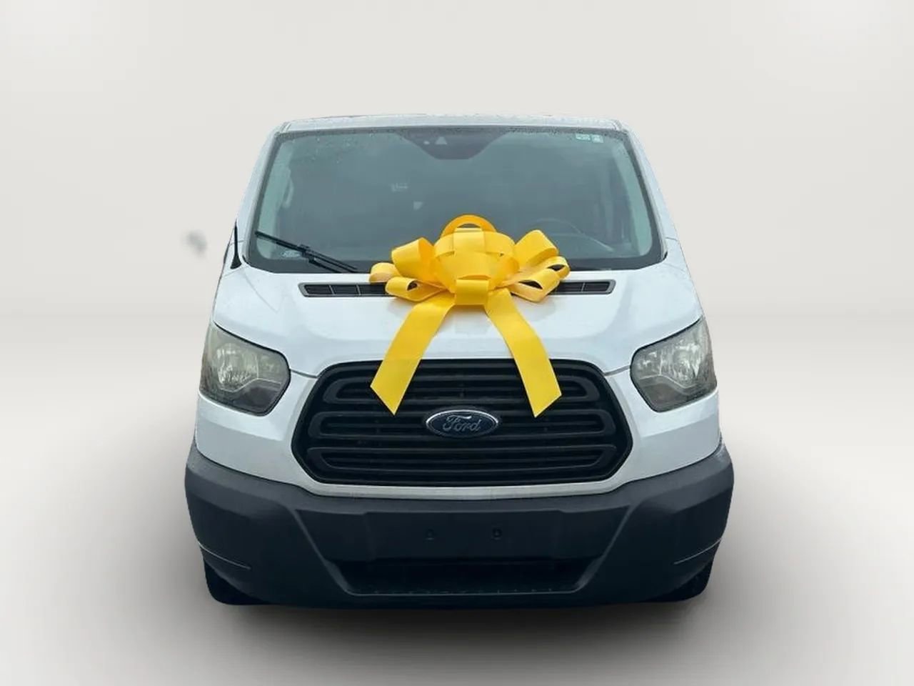 Used 2017 Ford Transit 350 XL image 5