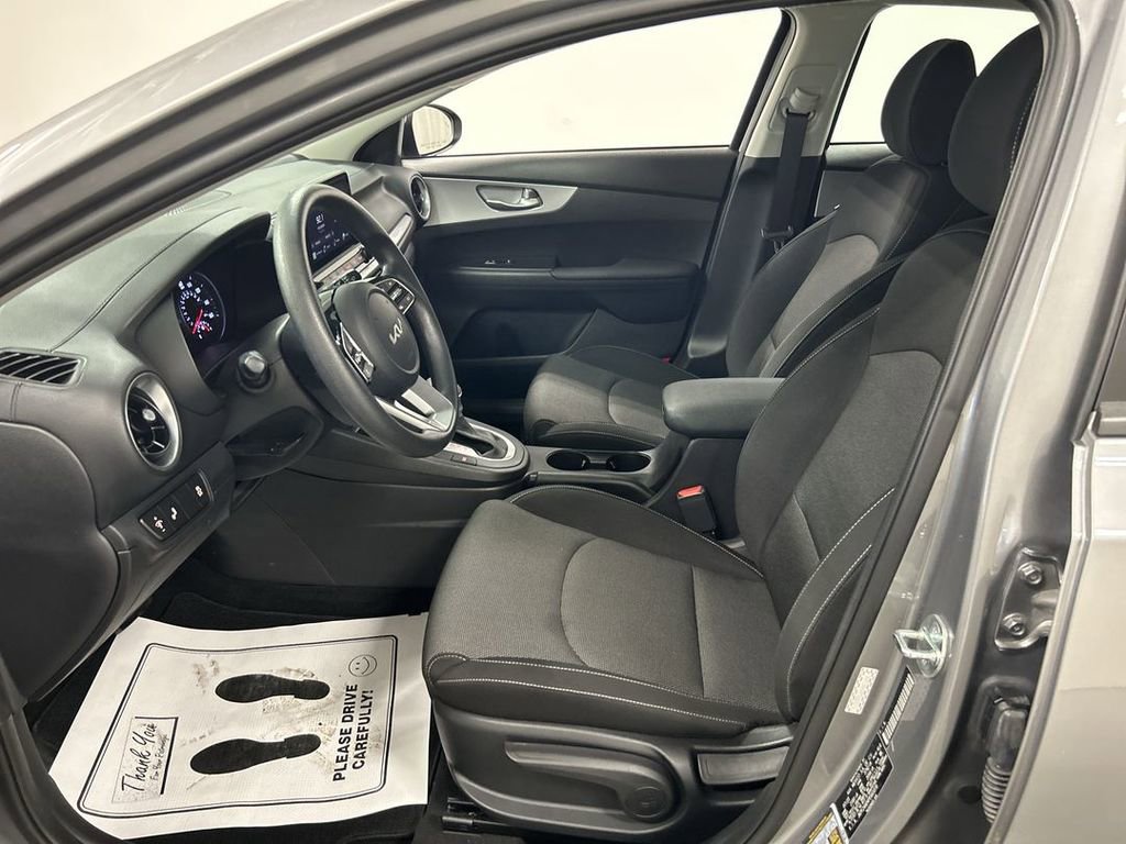 Certified 2023 Kia Forte LXS w/ LXS Technology Package image 9