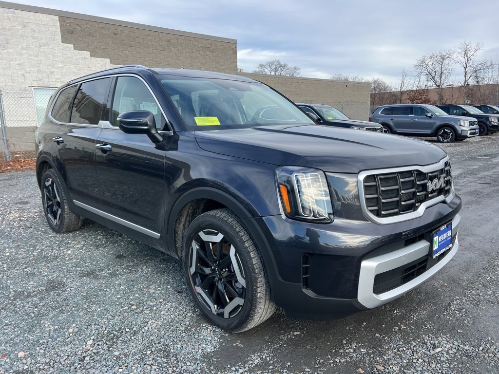 New 2025 Kia Telluride S image 5