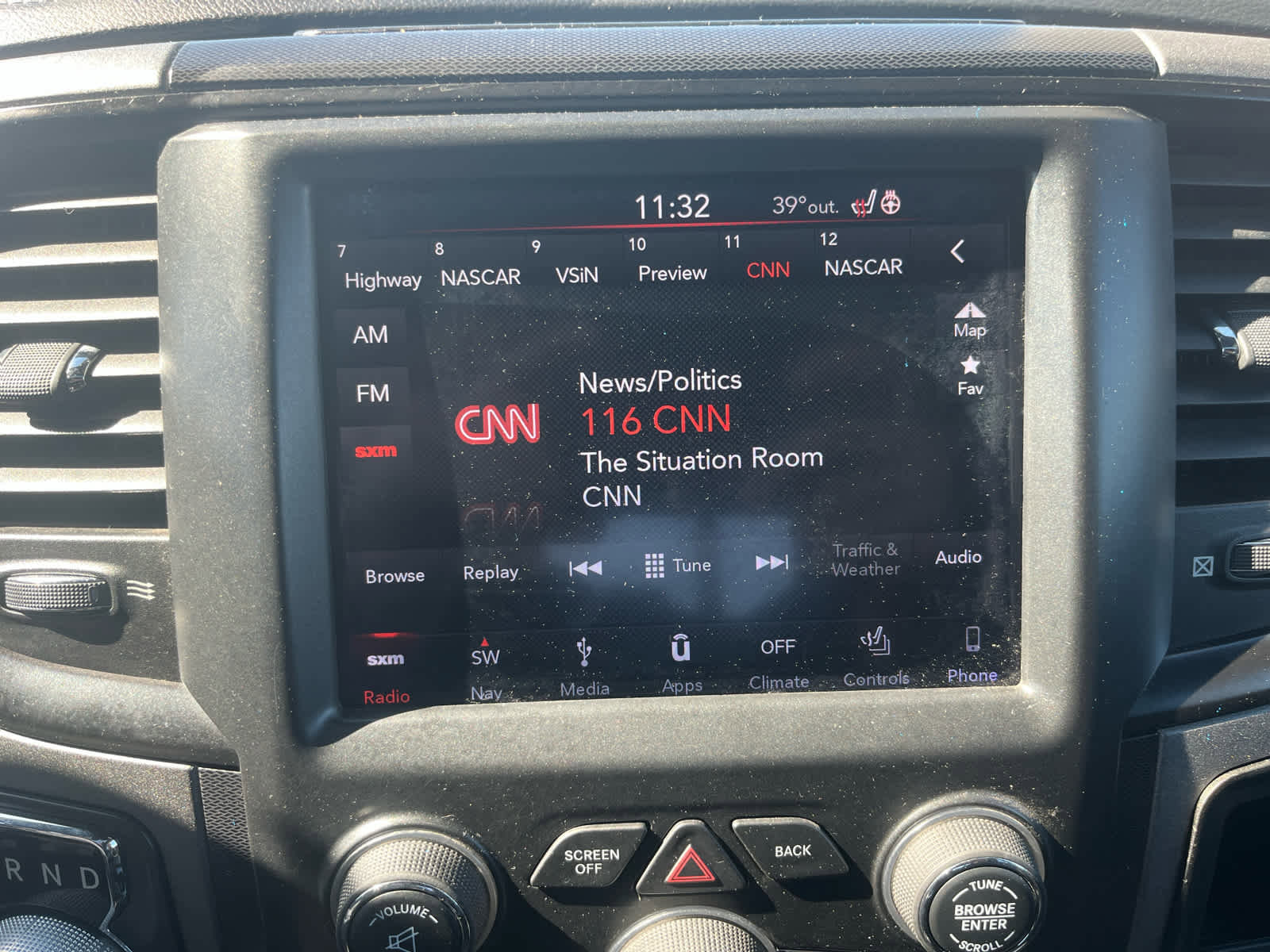 Used 2018 RAM 1500 Rebel w/ Luxury Group image 17