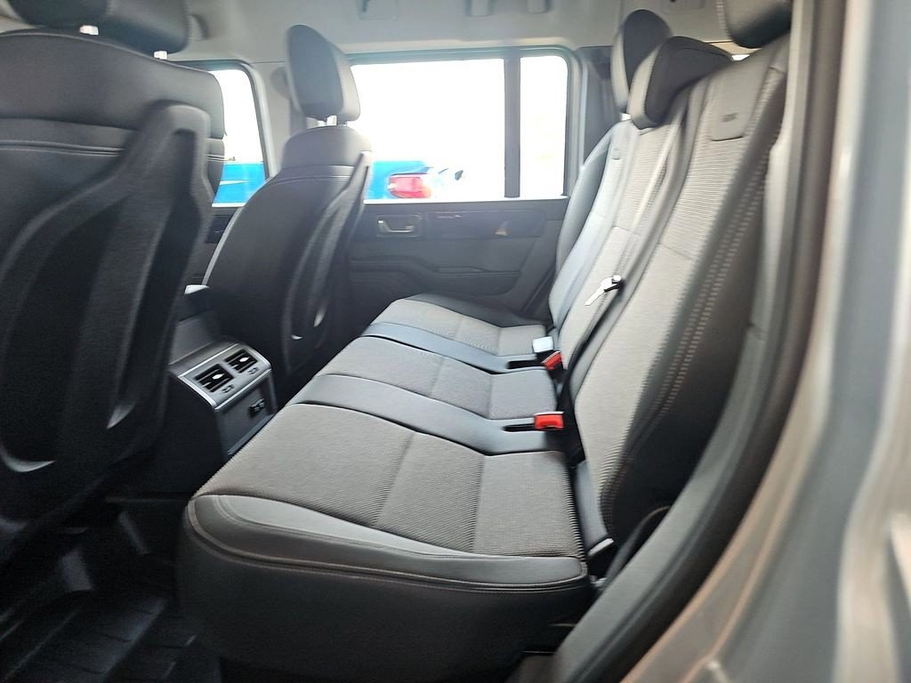 Used 2024 INEOS Grenadier image 21