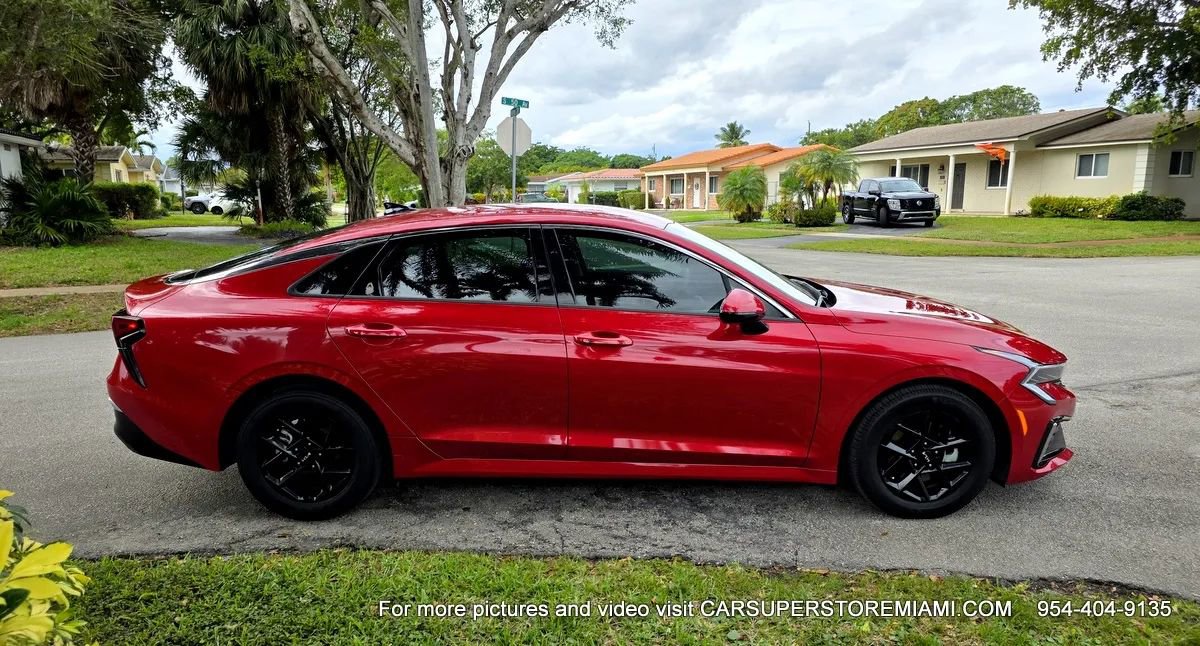 Used 2025 Kia K5 LXS image 16