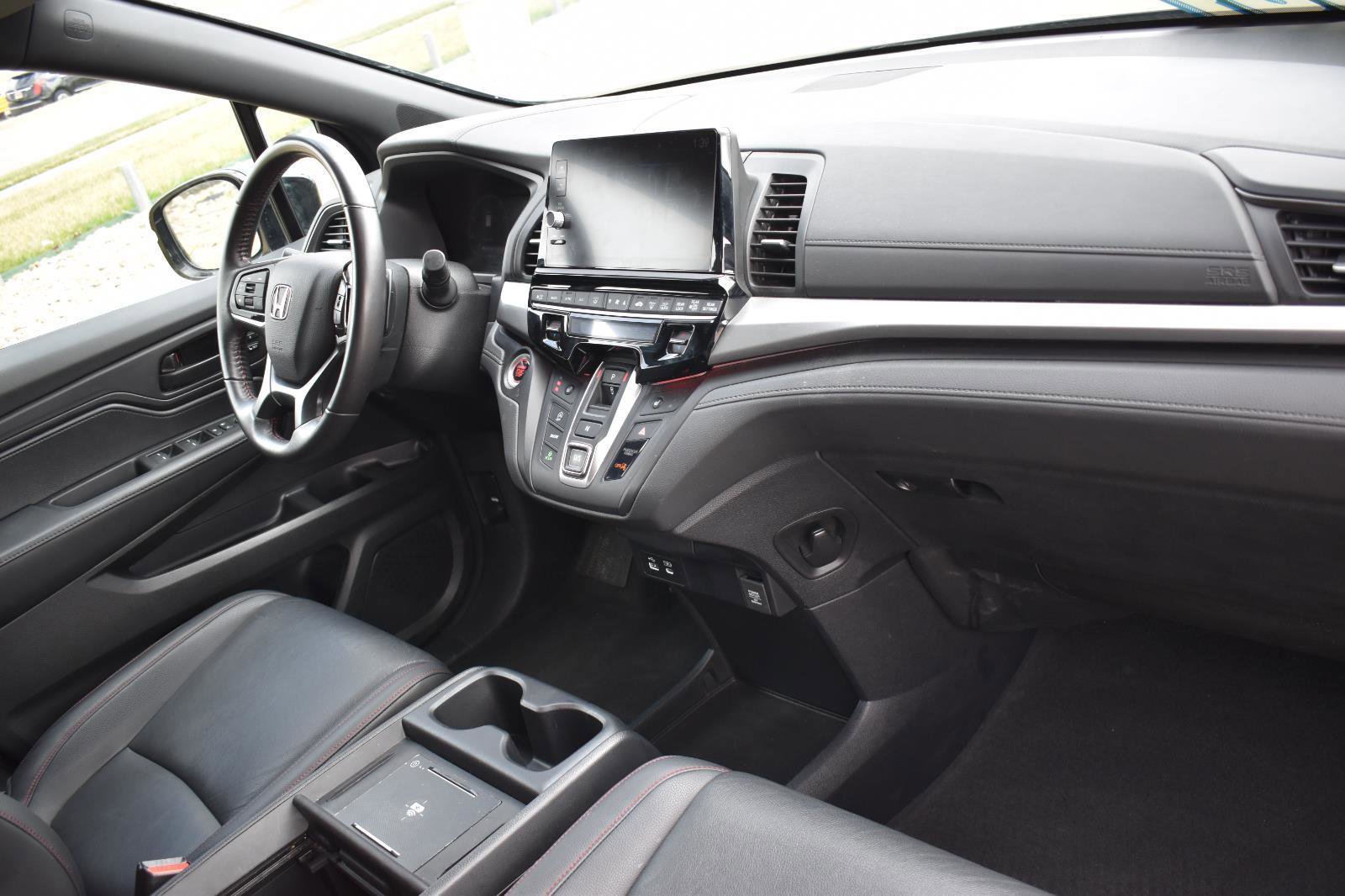 Used 2025 Honda Odyssey Sport-L image 13