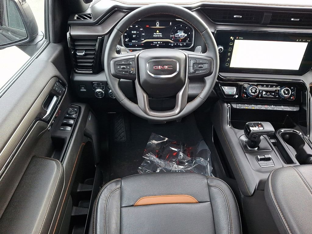 Used 2023 GMC Sierra 1500 AT4 w/ AT4 Premium Package image 11