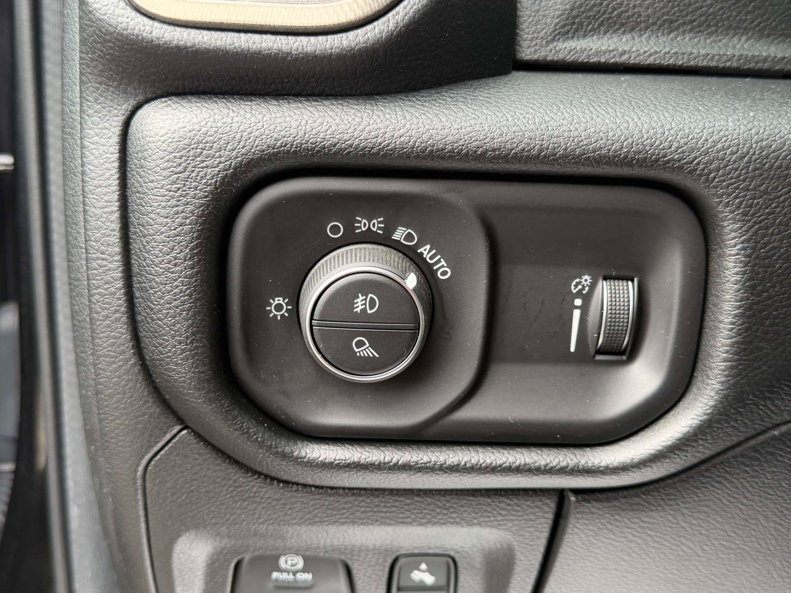 Used 2020 RAM 1500 Rebel w/ Rebel Level 2 Equipment Group AWD/4WD image 18