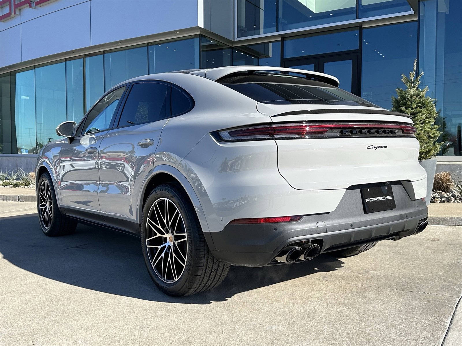 New 2026 Porsche Cayenne Coupe image 3