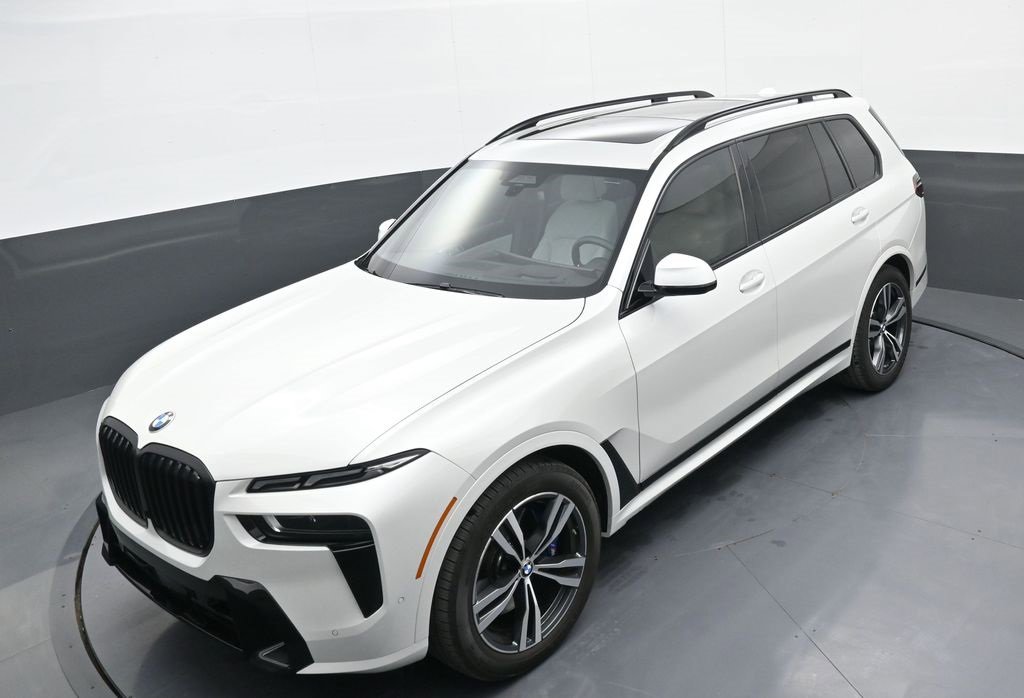 Used 2026 BMW X7 xDrive40i w/ M Sport Package image 33