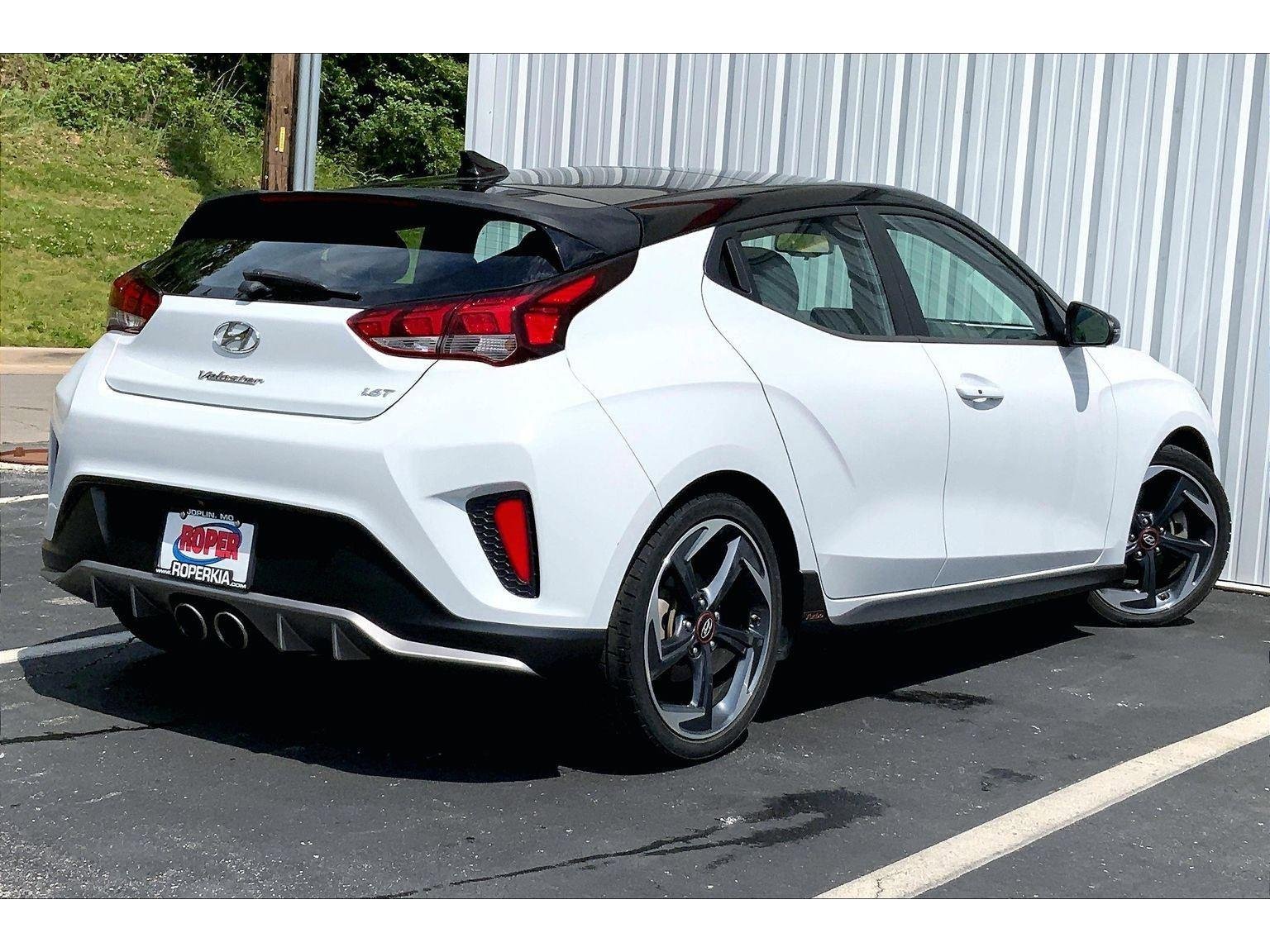 Used 2019 Hyundai Veloster Turbo Ultimate FWD image 9