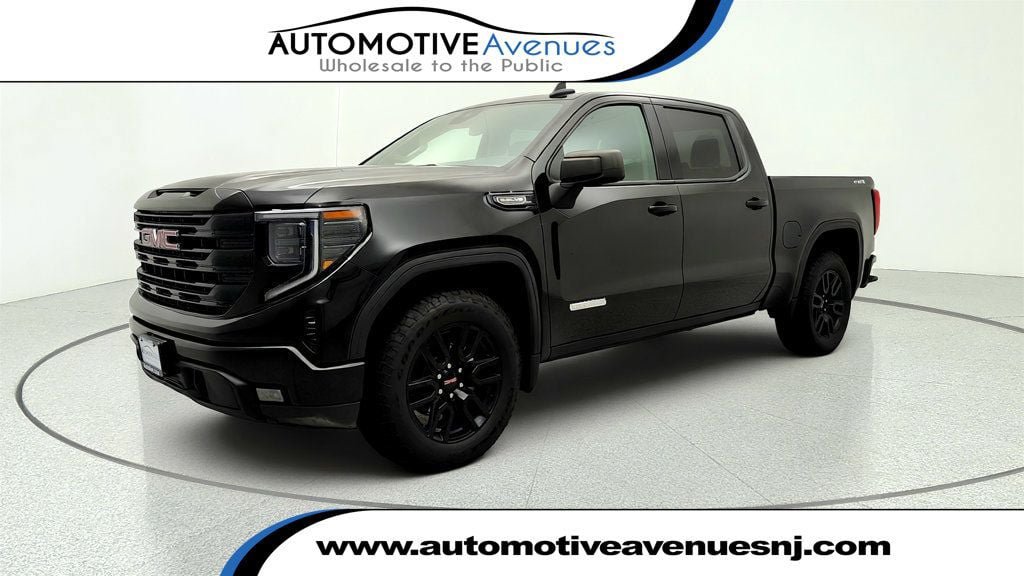 Used 2023 GMC Sierra 1500 Elevation AWD/4WD image 1