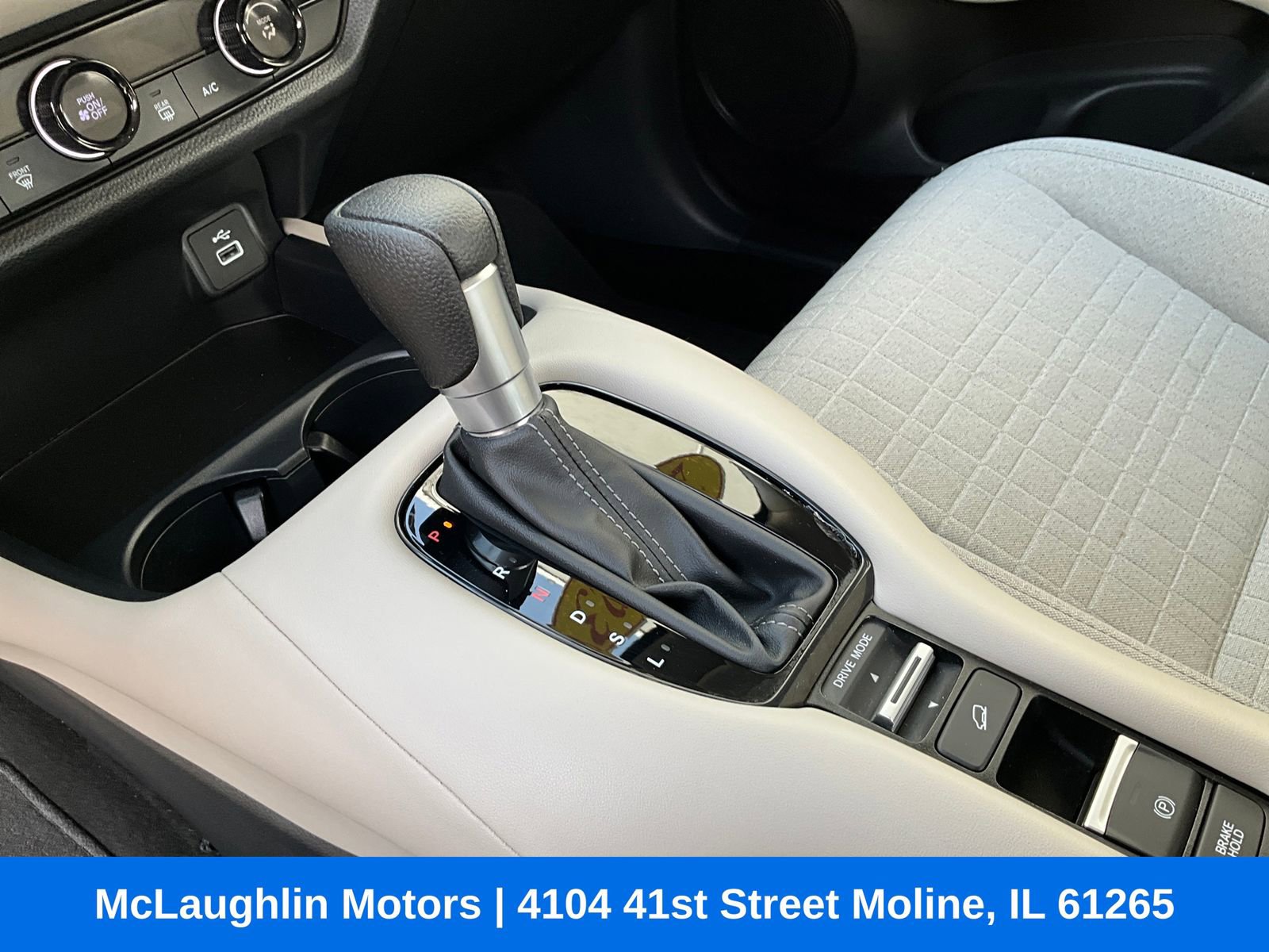 Used 2023 Honda HR-V LX image 25