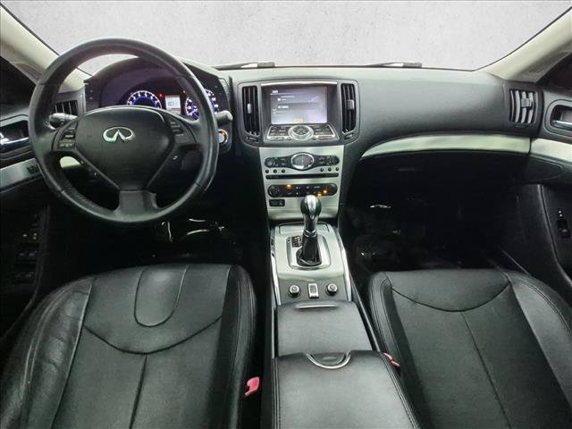 Used 2015 INFINITI Q60 Convertible w/ Premium Package RWD image 22