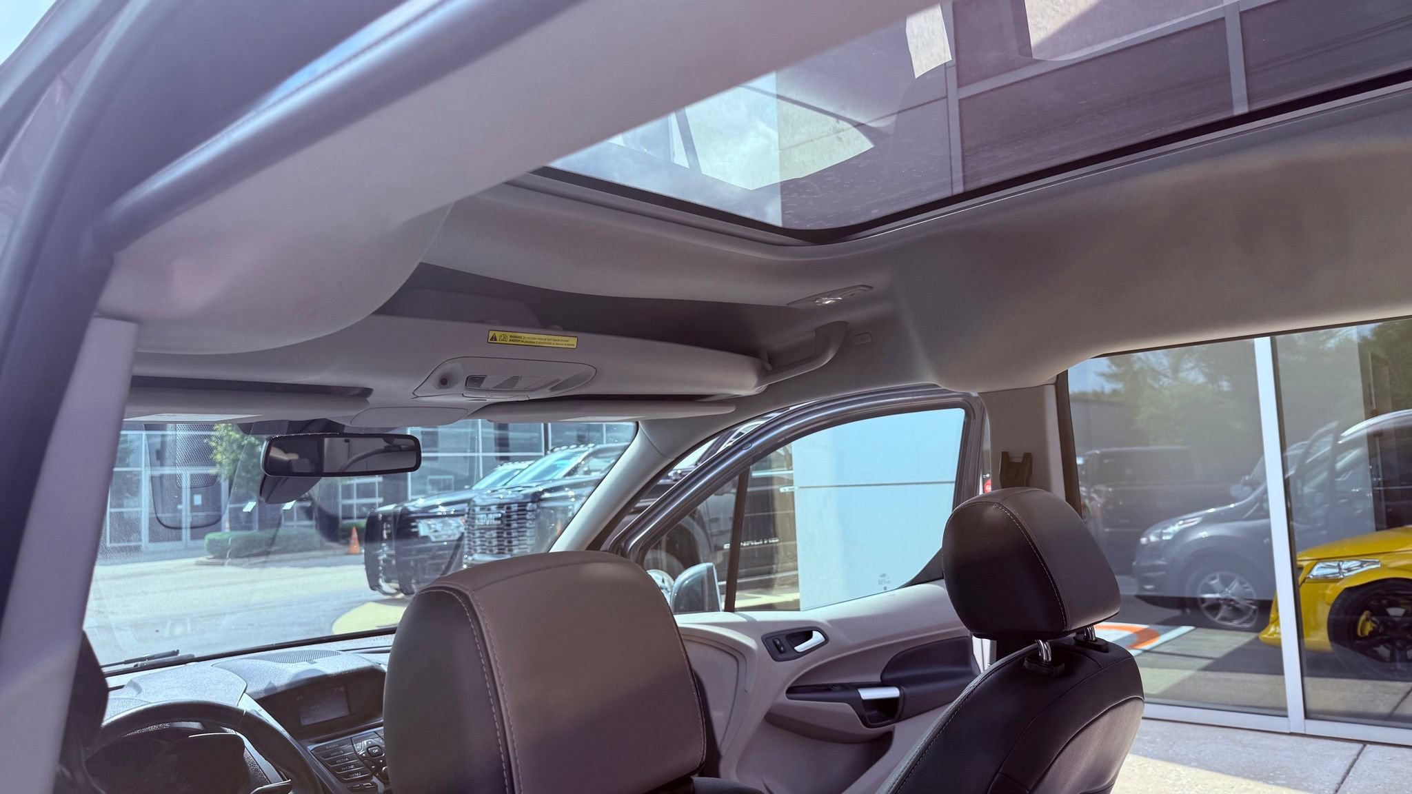 Used 2016 Ford Transit Connect Titanium FWD image 25