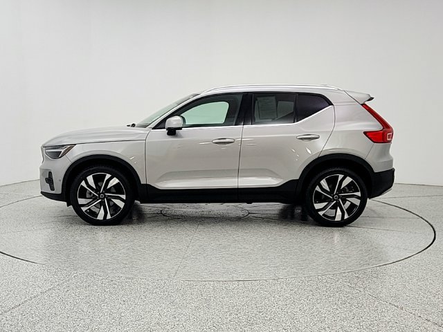 Certified 2023 Volvo XC40 B5 Plus w/ Protection Package Premier AWD/4WD image 8