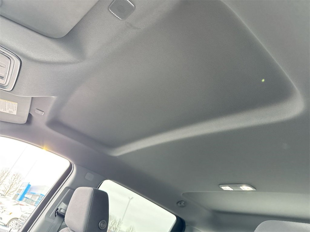 Used 2022 Chevrolet Silverado 1500 Custom image 22