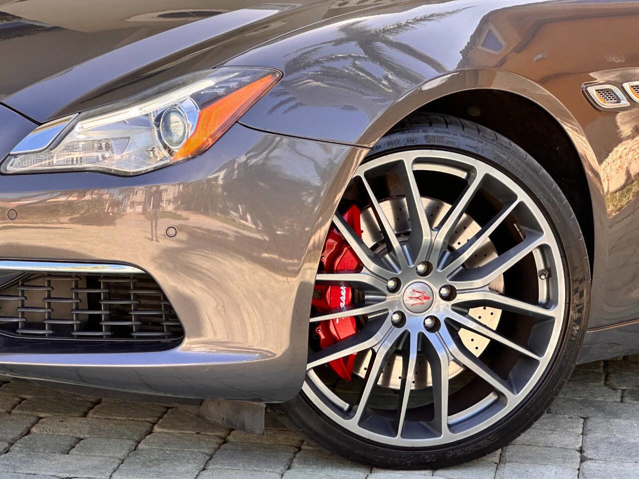 Used 2017 Maserati Quattroporte GTS GranLusso RWD image 3