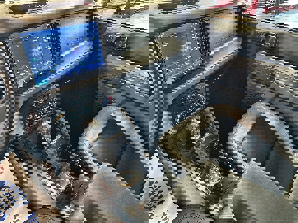 Used 2024 Ford Bronco Black Diamond image 25