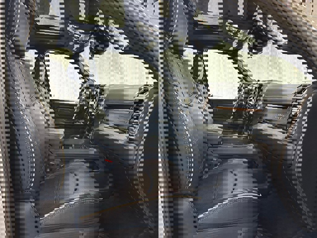 Used 2024 RAM 2500 Limited image 59