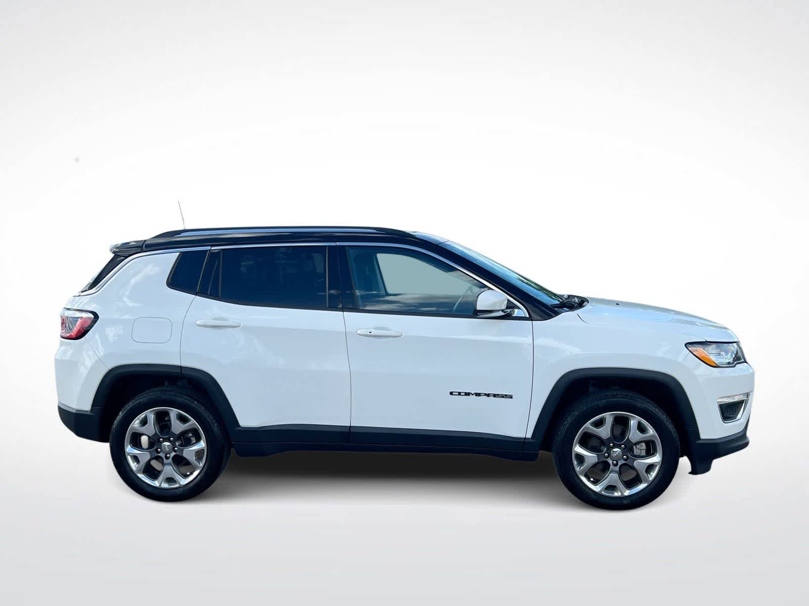 Used 2020 Jeep Compass Limited AWD/4WD image 9