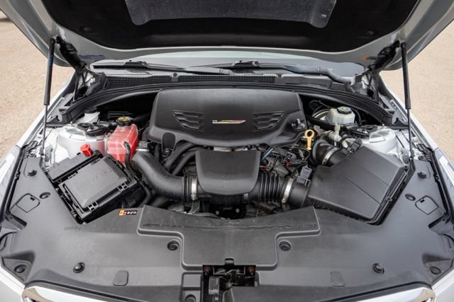 Used 2017 Cadillac ATS V w/ Luxury Package RWD image 29