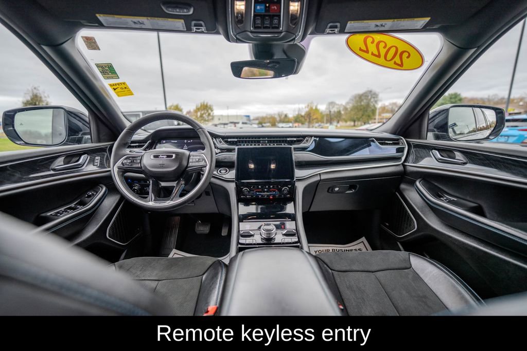 Used 2022 Jeep Grand Cherokee Trailhawk image 14