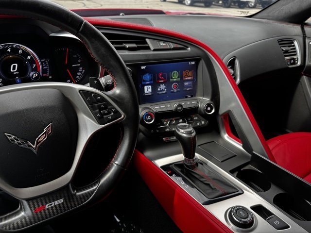 Used 2015 Chevrolet Corvette Z06 w/ 3LZ Preferred Equipment Group image 11