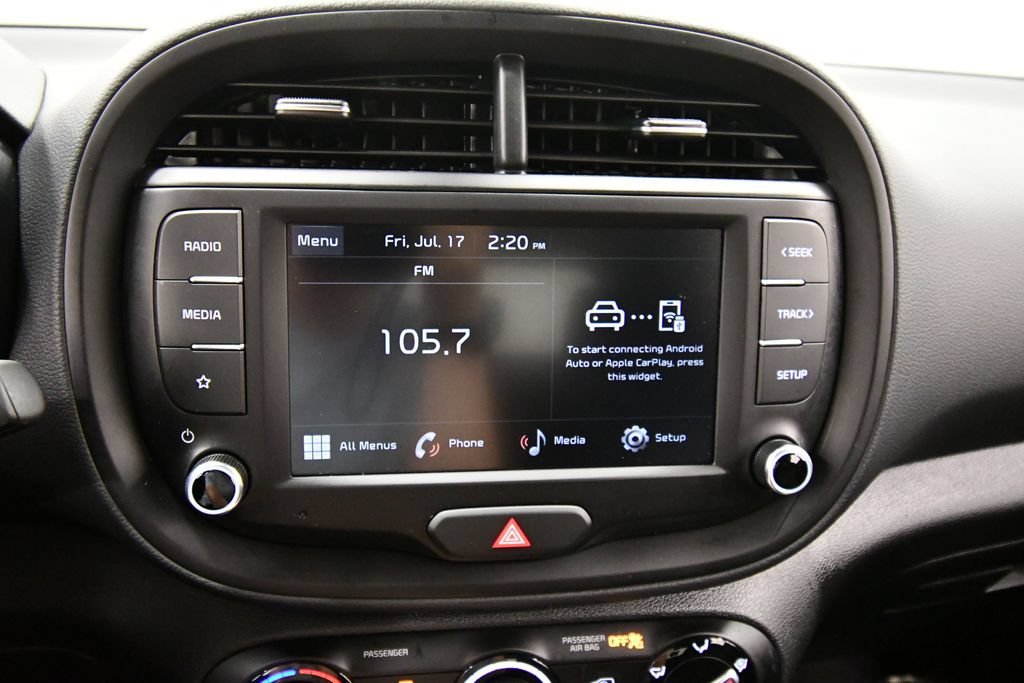 Certified 2025 Kia Soul LX w/ LX Technology Package FWD image 22