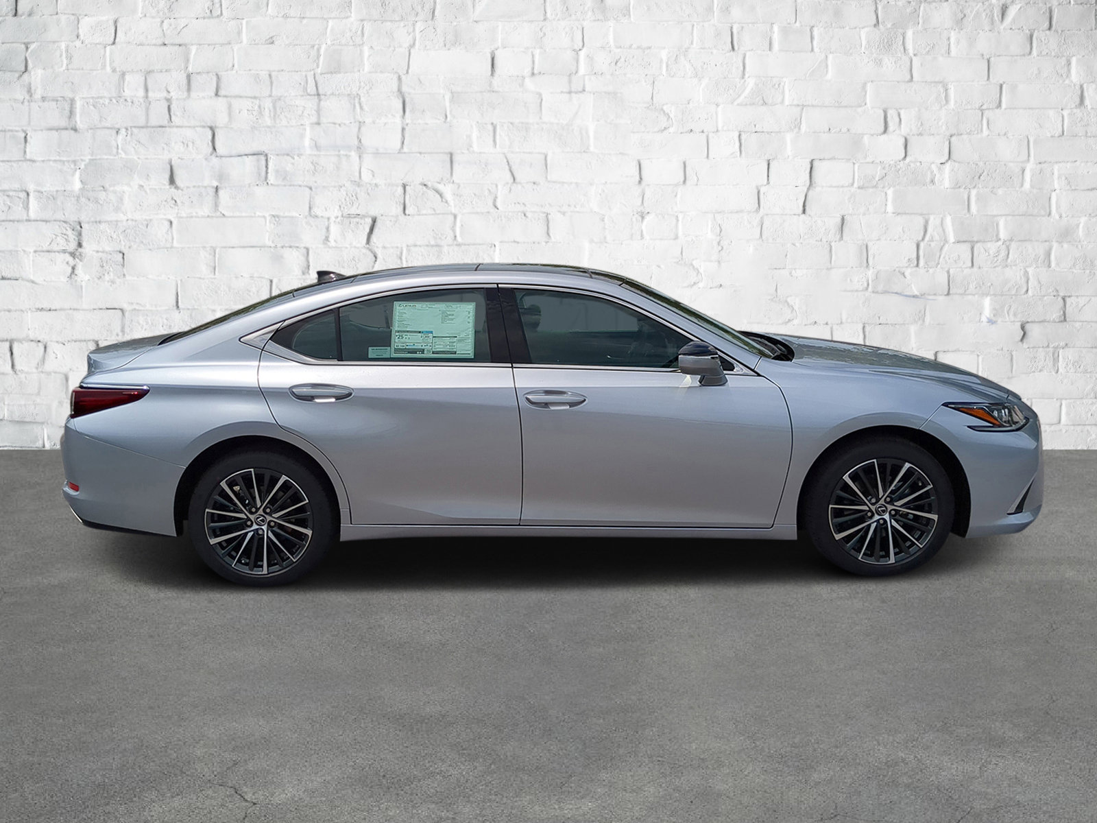 New 2025 Lexus ES 350 w/ Premium Package image 3