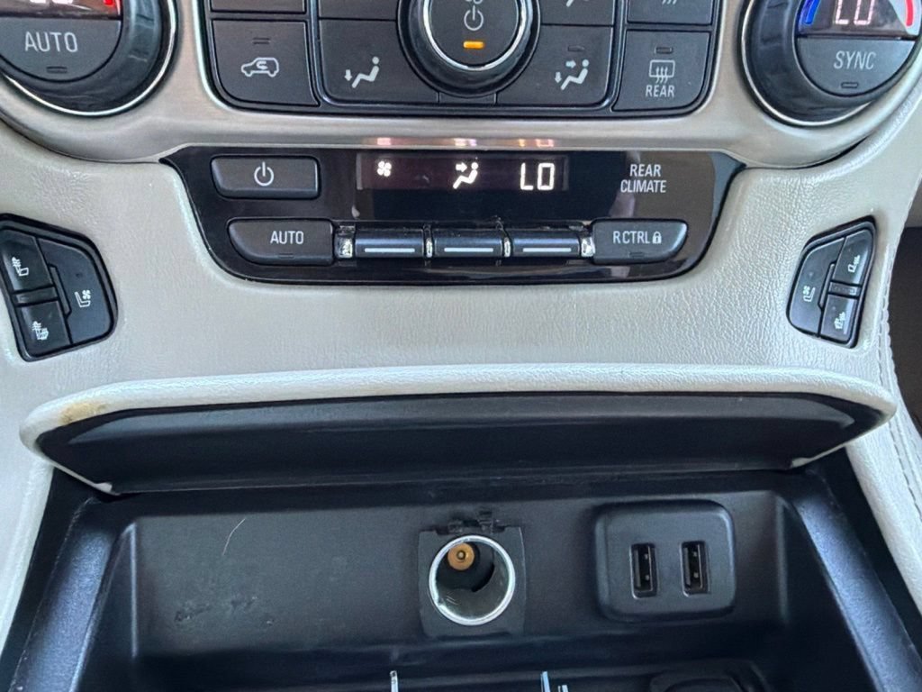 Used 2018 GMC Yukon Denali w/ Denali Ultimate Package AWD/4WD image 29