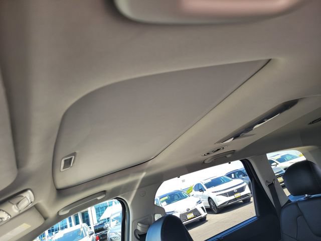Used 2022 Kia Telluride EX w/ EX Premium Package FWD image 21