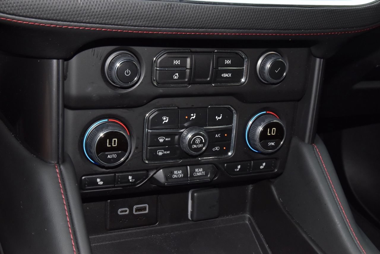 Used 2024 Chevrolet Tahoe RST w/ Luxury Package RWD image 31