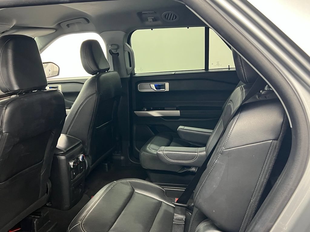 Used 2023 Ford Explorer Limited RWD image 11