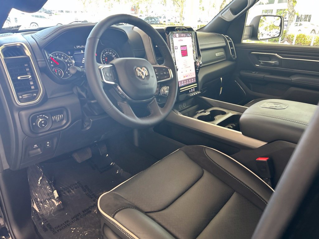 Used 2026 RAM 1500 Laramie AWD/4WD image 12